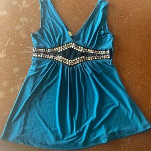 Such an iconic y2k blouse